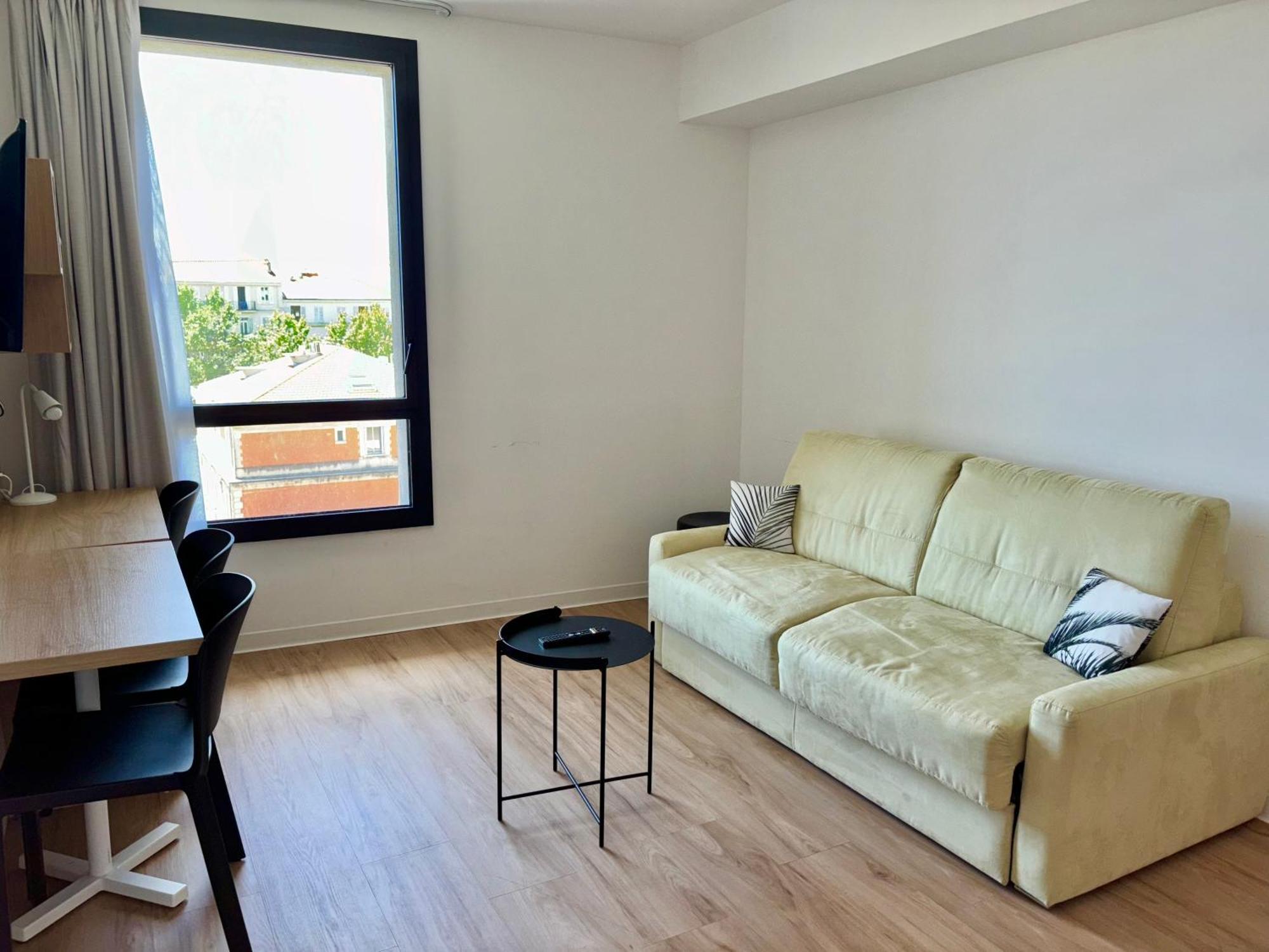 Apparthotel Privilodges Toulon Exterior photo